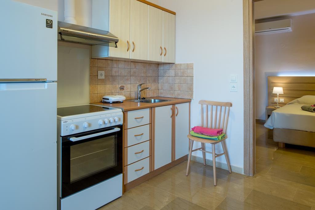 Krouzeri Beach Apartments Nisaki  Rom bilde